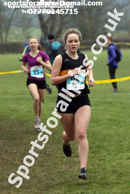 Senior and veteran womens 2018 Durham Cathedral Cross Country Relay. Photo:  David T. Hewitson/Sports for All Pics